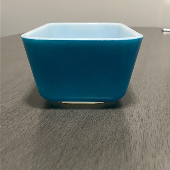 Pyrex Blue Refrigerator Dish Container 502-b - Picture 2 of 10